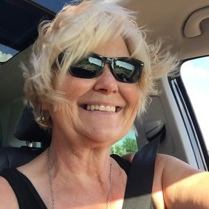 Meet your Posher, Marcia